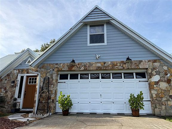 2nd image of 404 E WELCH RD