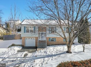 137 Woodrow Rd, Winchester, VA 22602