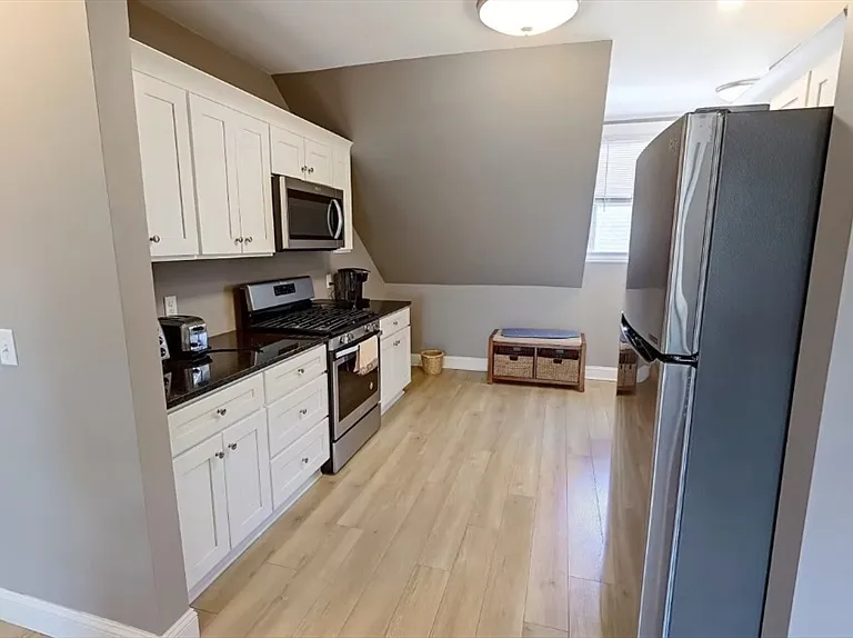 29 Creighton St #3A — Photo 2