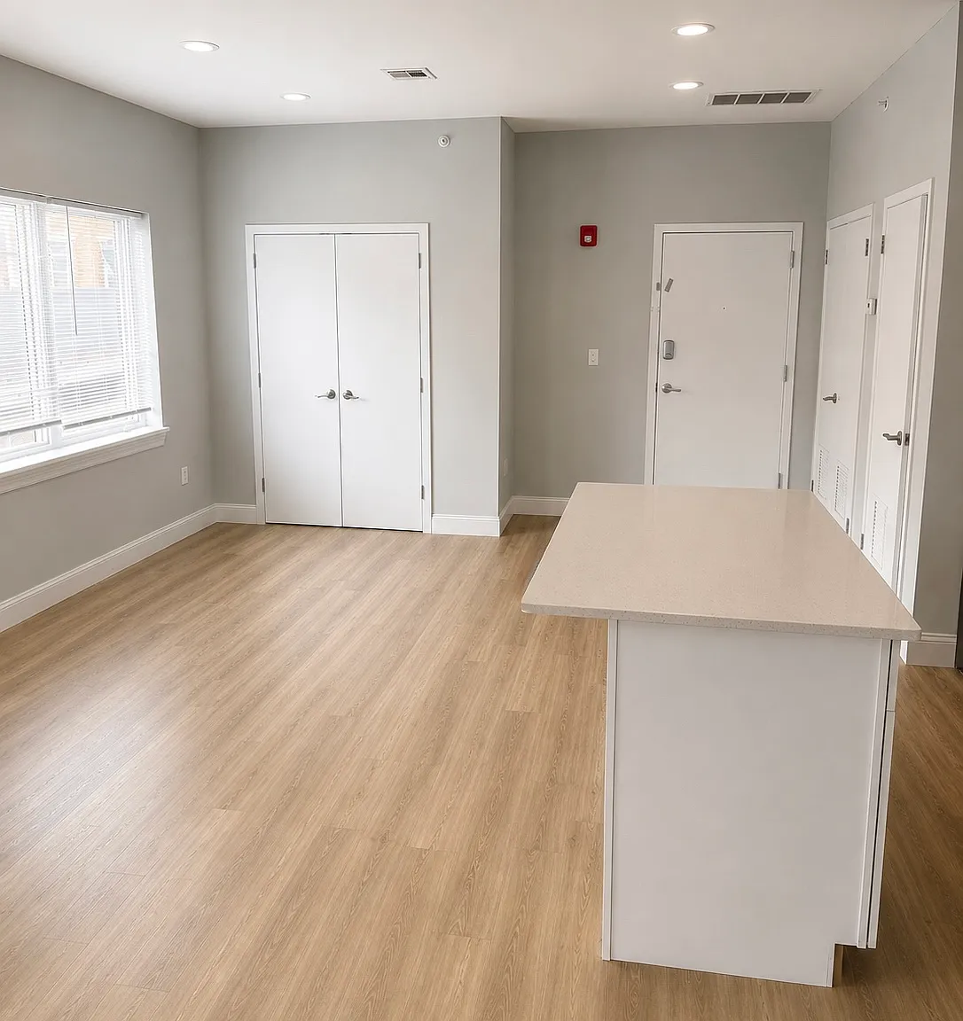 1 bed, $1,718 — Photo 4