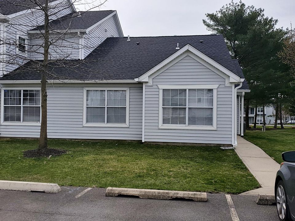 1st image of 720 Waters Edge Dr #720