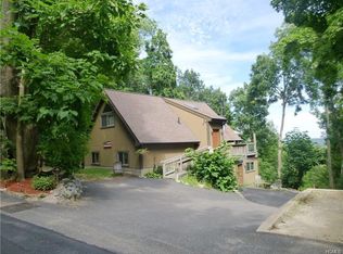 65 Old Turnpike Rd, Bloomingburg, NY 12721