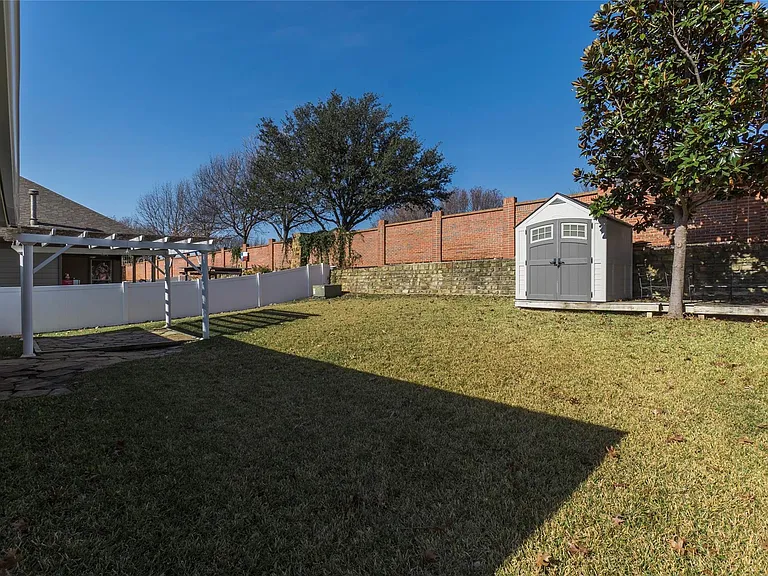 5109 Keating St — Photo 17