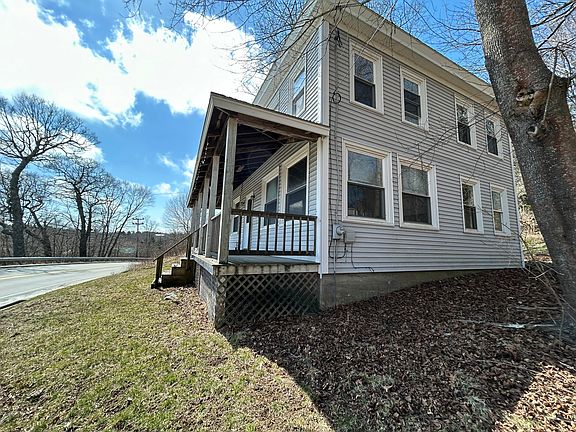 5th image of 529 Main Street