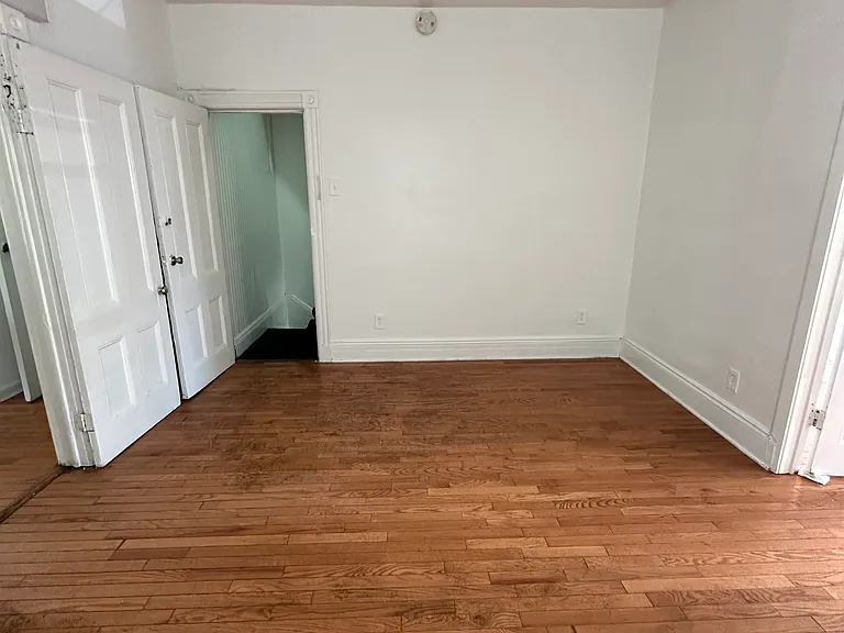 41 Garrison Ave #2 — Photo 8