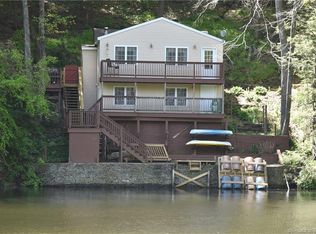 40 Berkshire Rd, Southbury, CT 06488