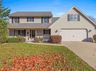 2922 Copper Mountain Ct, Green Bay, WI 54313