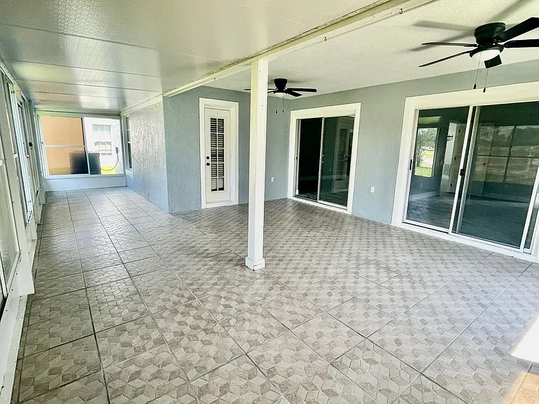 3302 Santa Monica Dr — Photo 20