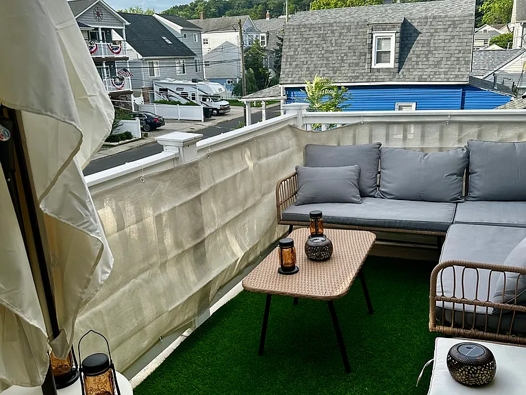 Master private deck