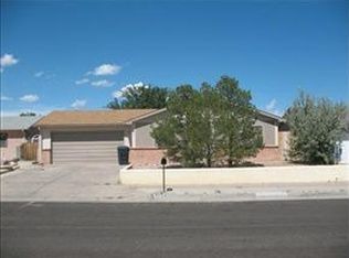 9405 Sunrise Ct SW, Albuquerque, NM 87121