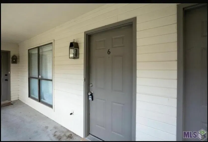 5141 Butter Creek Ln — Photo 2