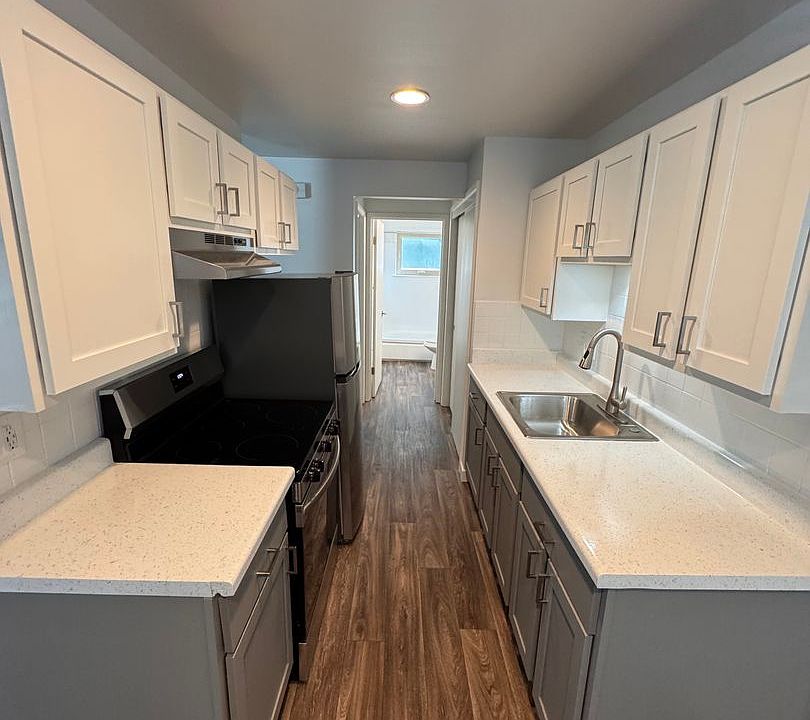 1st image of 6100 24th Ave NW #11