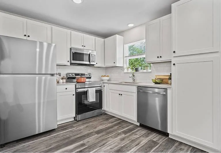 Oak Woods Townhomes — Photo 70