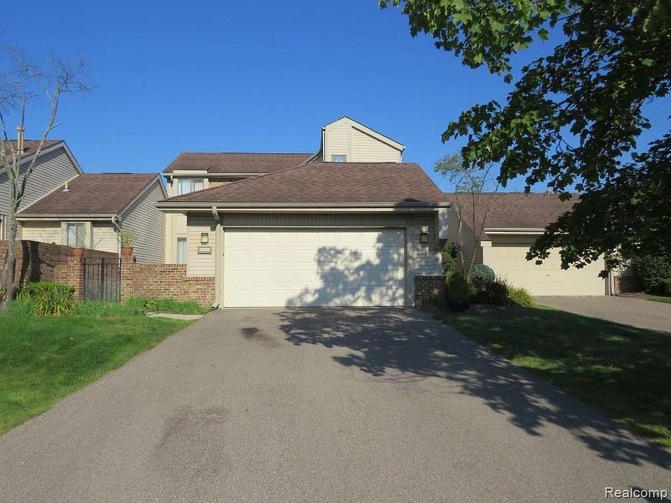 29333 E Chanticleer Dr, Southfield, MI 48034 MLS 20230077574 Zillow