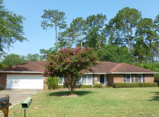 1605 Moss Creek Rd, Waycross, GA 31501