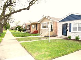 9042 S Emerald Ave, Chicago, IL 60620