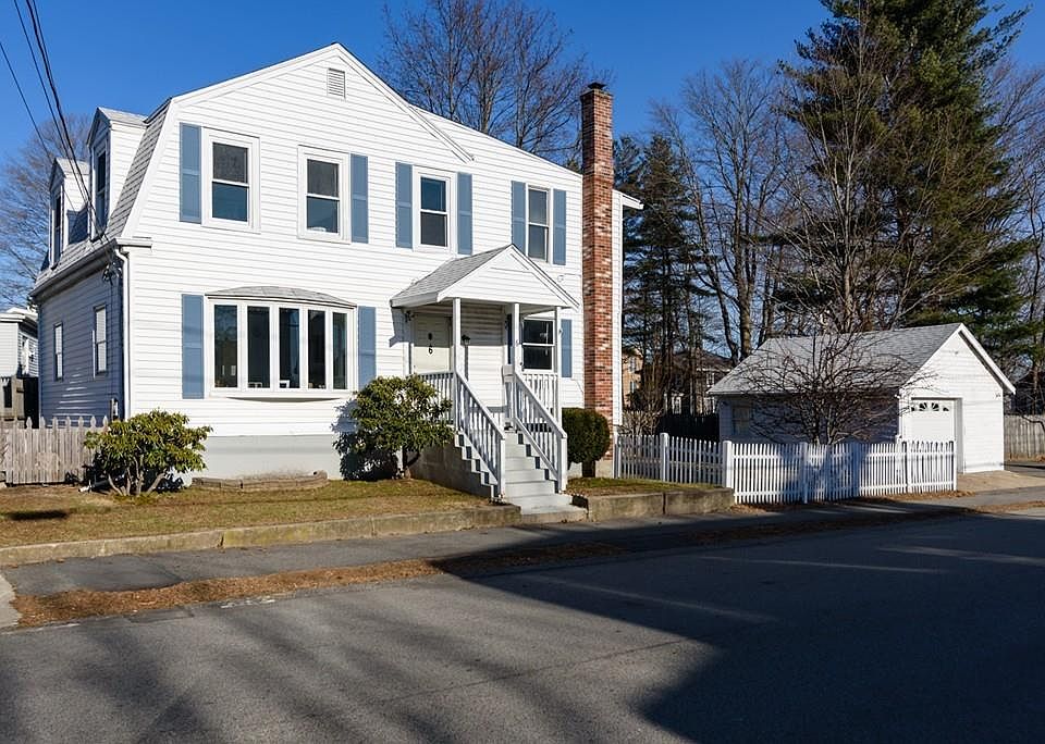 1st image of 6 Sherbrooke Ave