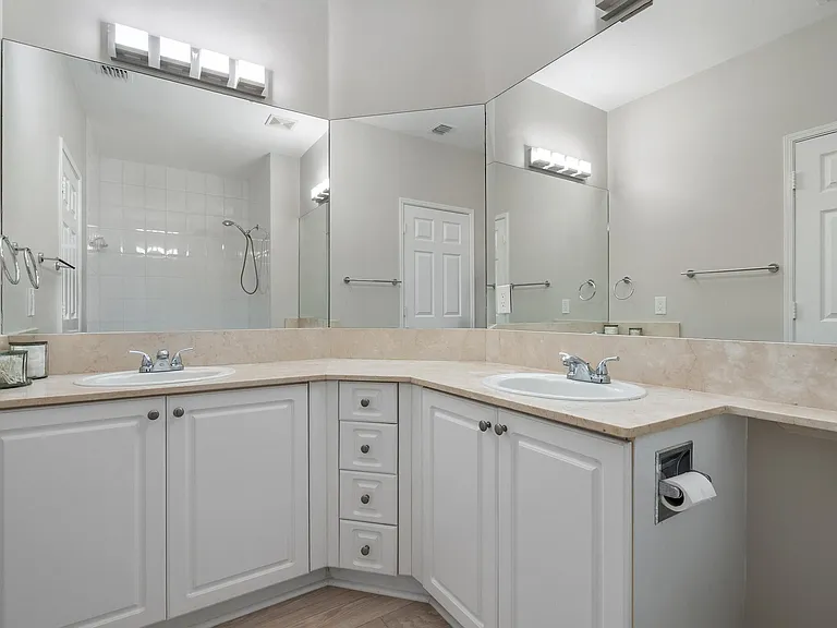 610 Fern St — Photo 9