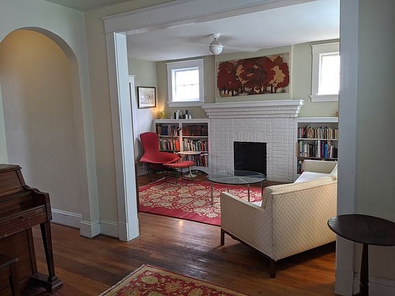 4th image of 1418 Claremont Ave