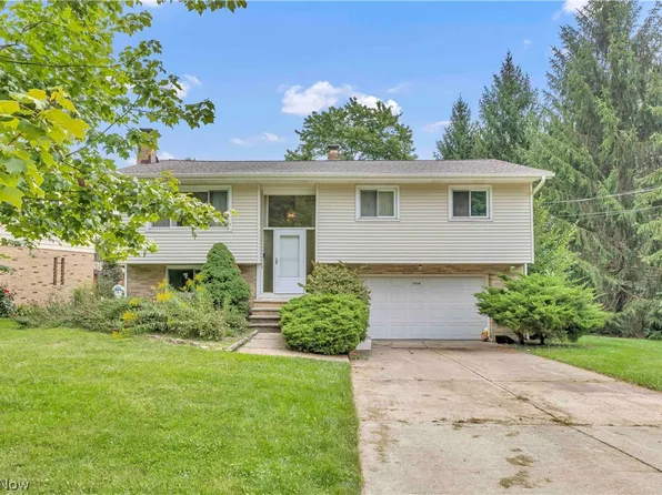 7059 Filip Blvd, Independence, OH 44131
