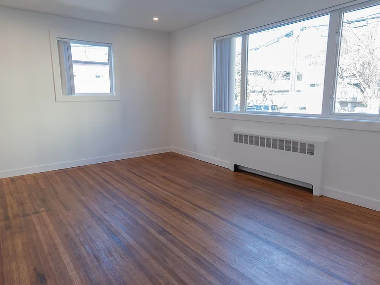 2185 Oxford St #103 — Photo 3