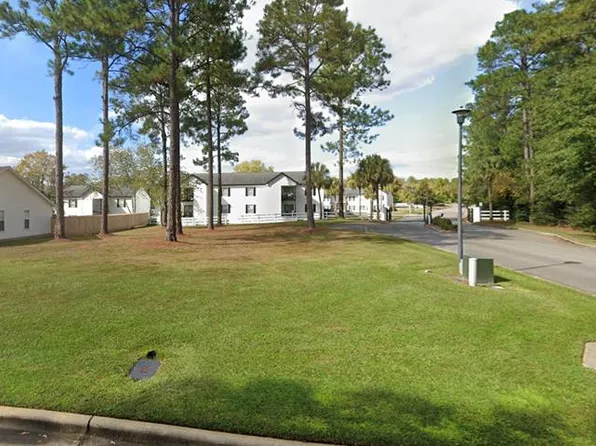 100 Pace Ln, Dothan, AL 36305