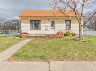 1212 E Dale Ave, Muskegon, MI 49442