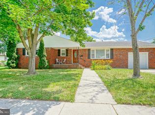 50 E Vine St, Gibbstown, NJ 08027