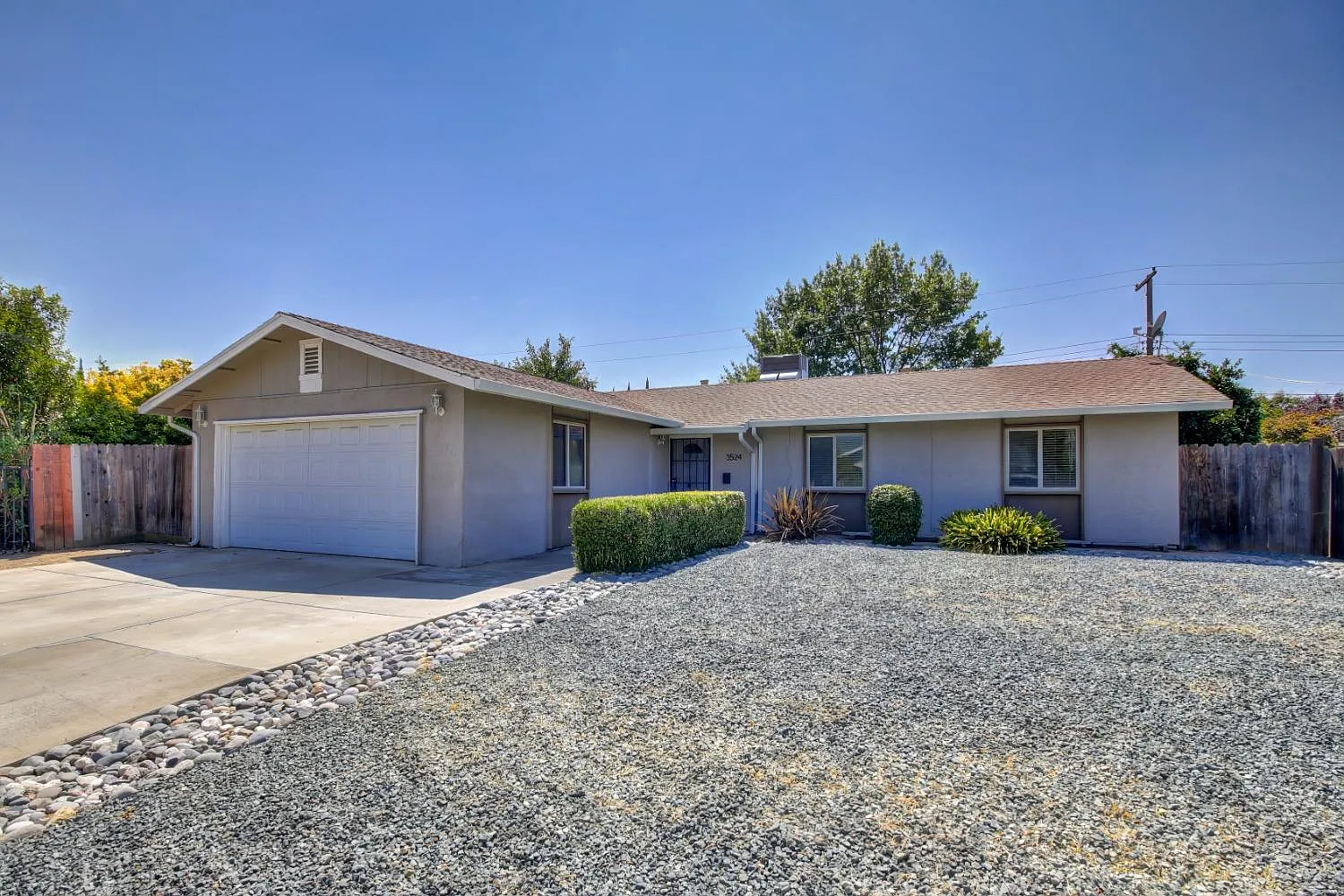 3524 Gemini Way photo 1