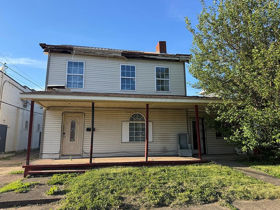 1st image of 519 3rd St
