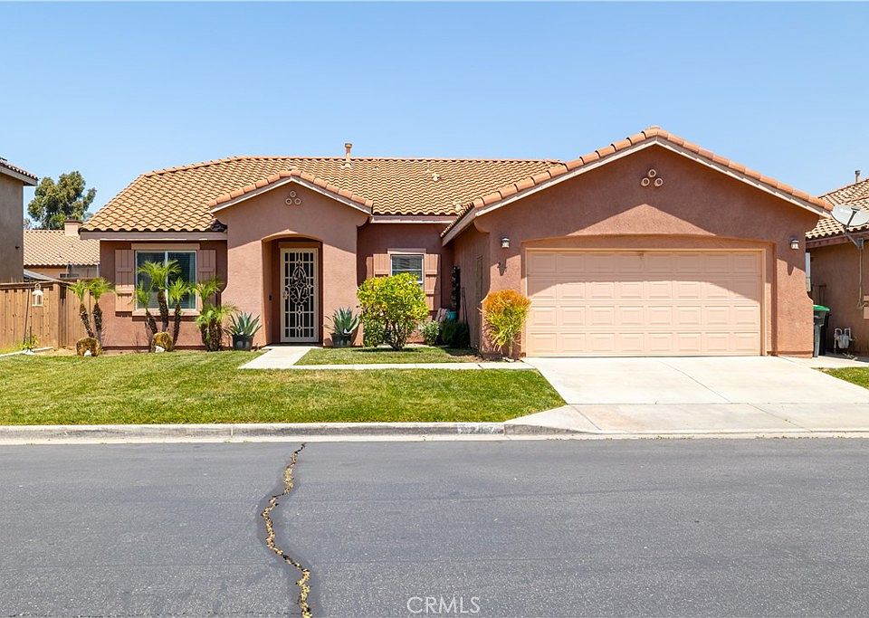 1st image of 217 La Amistad Way
