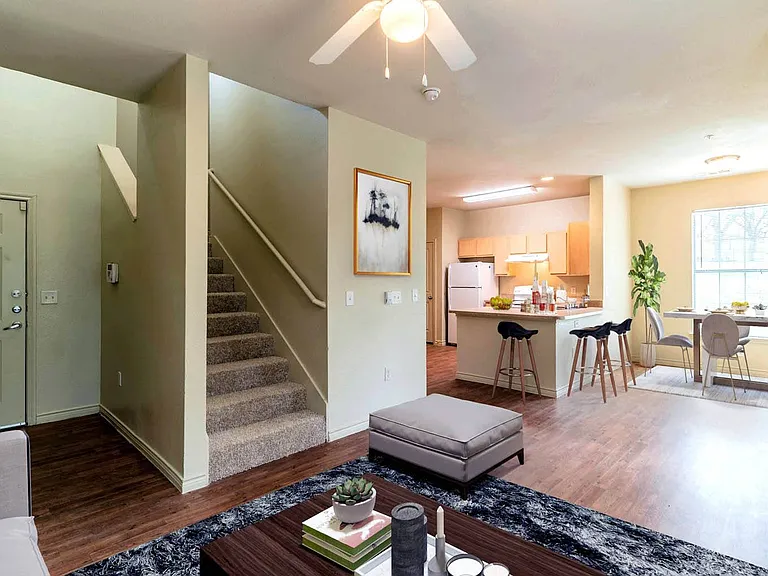 Highland Hills — Photo 15