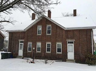 27 Winchester St, Providence, RI 02904