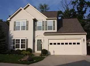 859 Willow Creek Dr, Akron, OH 44333