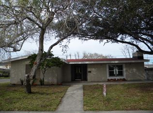 1333 Casa Verde Dr, Corpus Christi, TX 78411