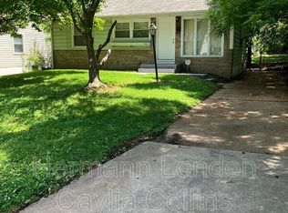 428 Lancashire Rd, Saint Louis, MO 63137