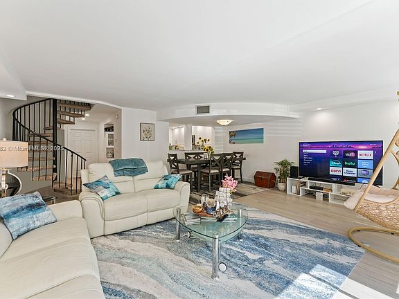 3rd image of 670 Tennis Club Dr APT 110