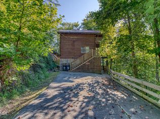 1841 Walker Trl, Sevierville, TN 37876