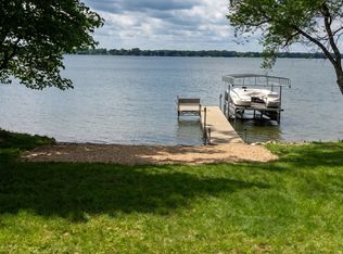 10713 Mitchell Ln, Saint Cloud, MN 56301