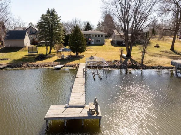 315 Mill Street, Fox Lake, WI 53933
