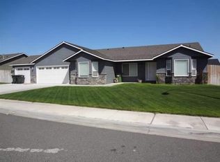 5203 Truman Ln, Pasco, WA