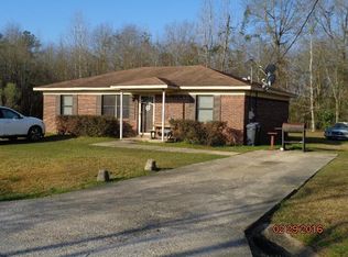 209 Colonel Farris Dr, Atmore, AL 36502