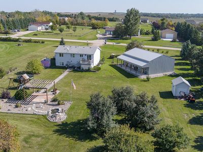 8216 44th St NE, Bismarck, ND, 58503