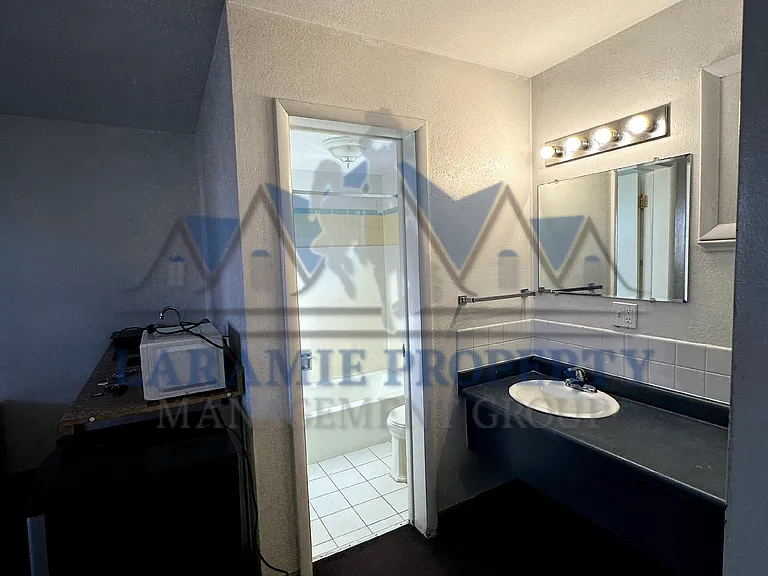 The W Apartments — Photo 22