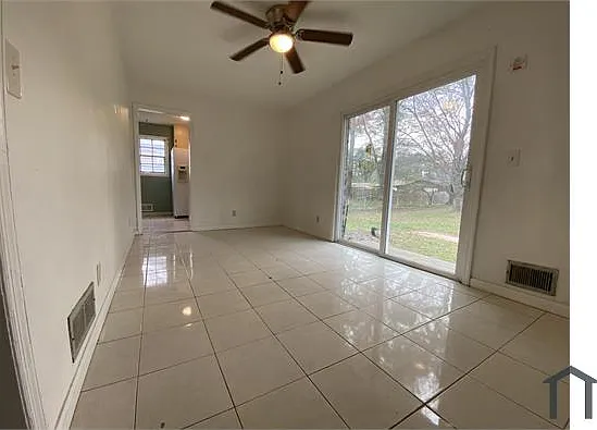 6031 Danbury Ct — Photo 9