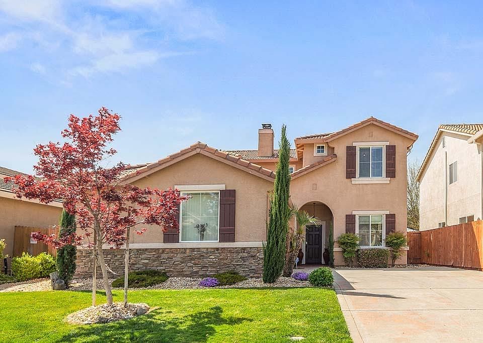 2nd image of 3502 Spring Rose Way