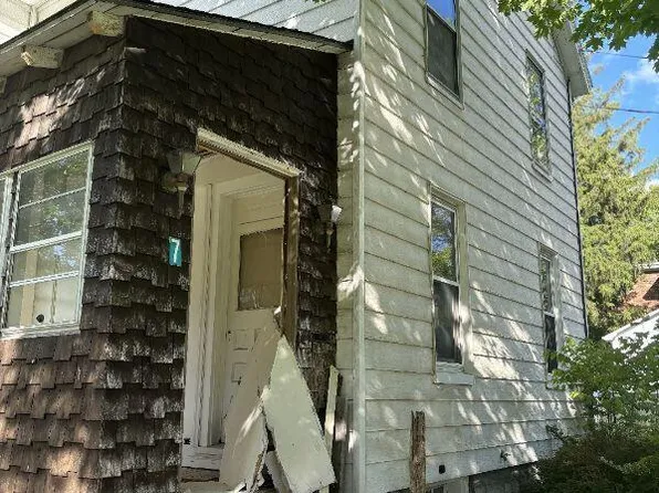 7 Reed St, Canajoharie, NY 13317