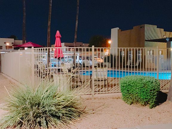 This condo is right by the community pool, BBQ and the fitness center! You can enjoy beautiful pool view from the balcony!