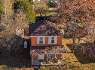 28 Paugh Lake Rd, Madawaska Valley, ON K0J 1B0