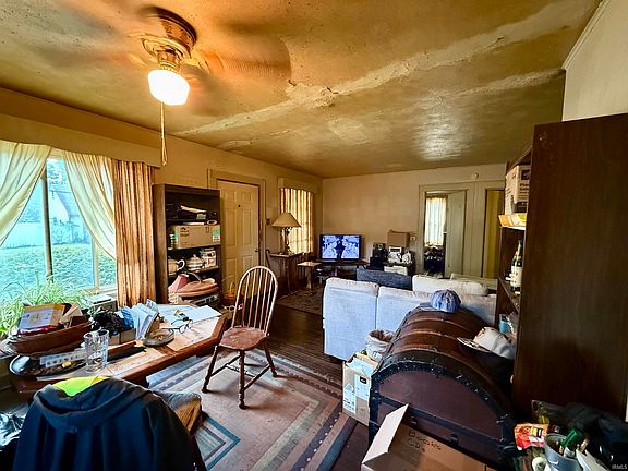 4th image of 1811 Colerick St